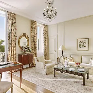 5* מלון Du Cap Eden Roc